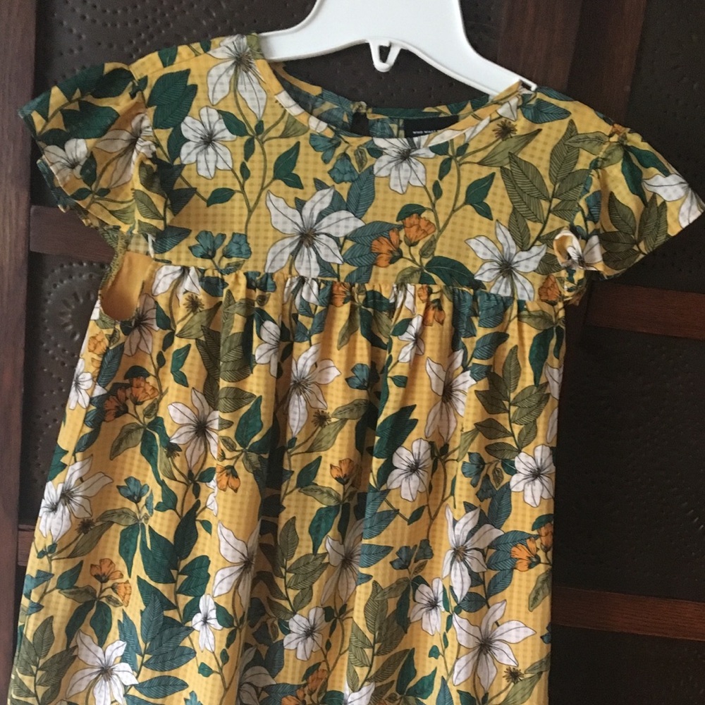 Summer dress EUC